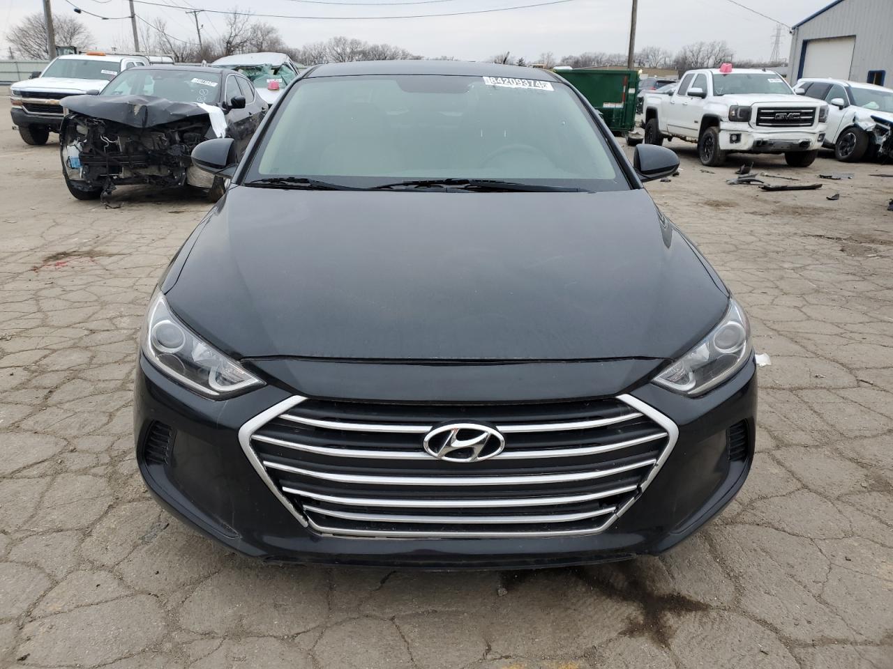 2018 Hyundai Elantra - Image 5