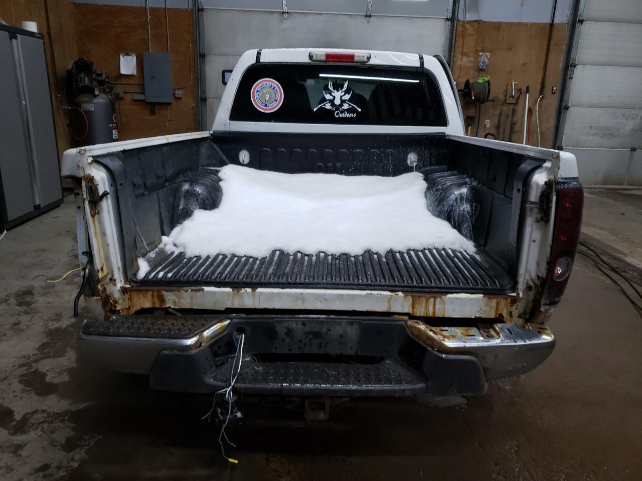 2005 Chevrolet Colorado - Image 6