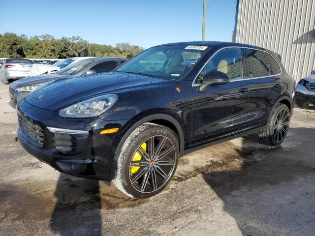  PORSCHE CAYENNE 2016 Черный