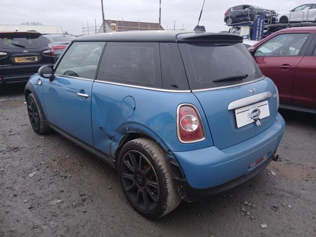 2013 MINI COOPER BAY