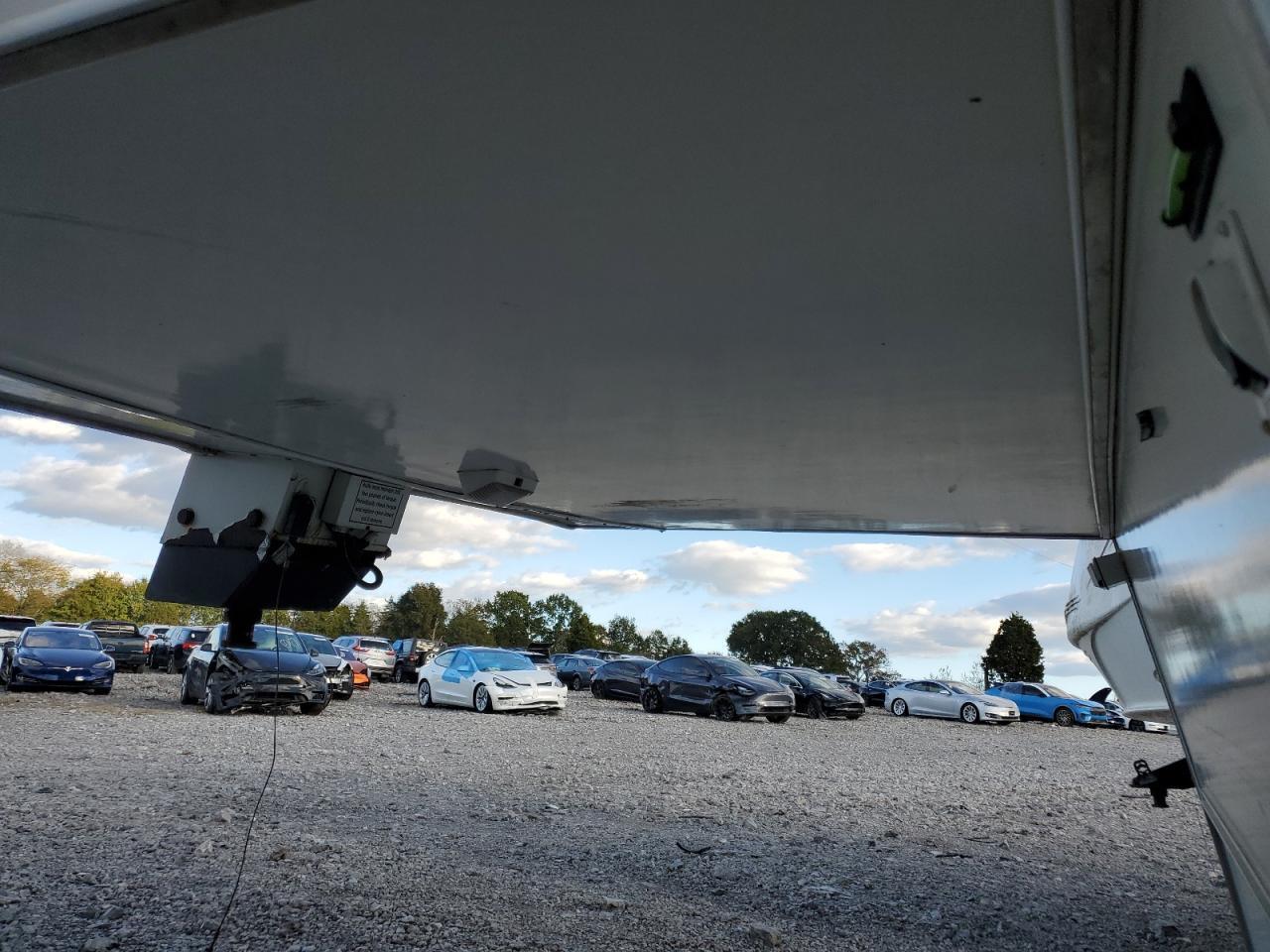 2003 Alfa Romeo 5Th Wheel VIN: 1AU2940223A011758 Lot: 84729844