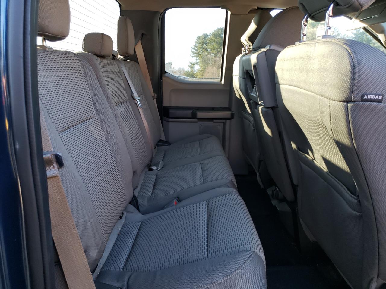 2015 Ford F-150 - Image 10