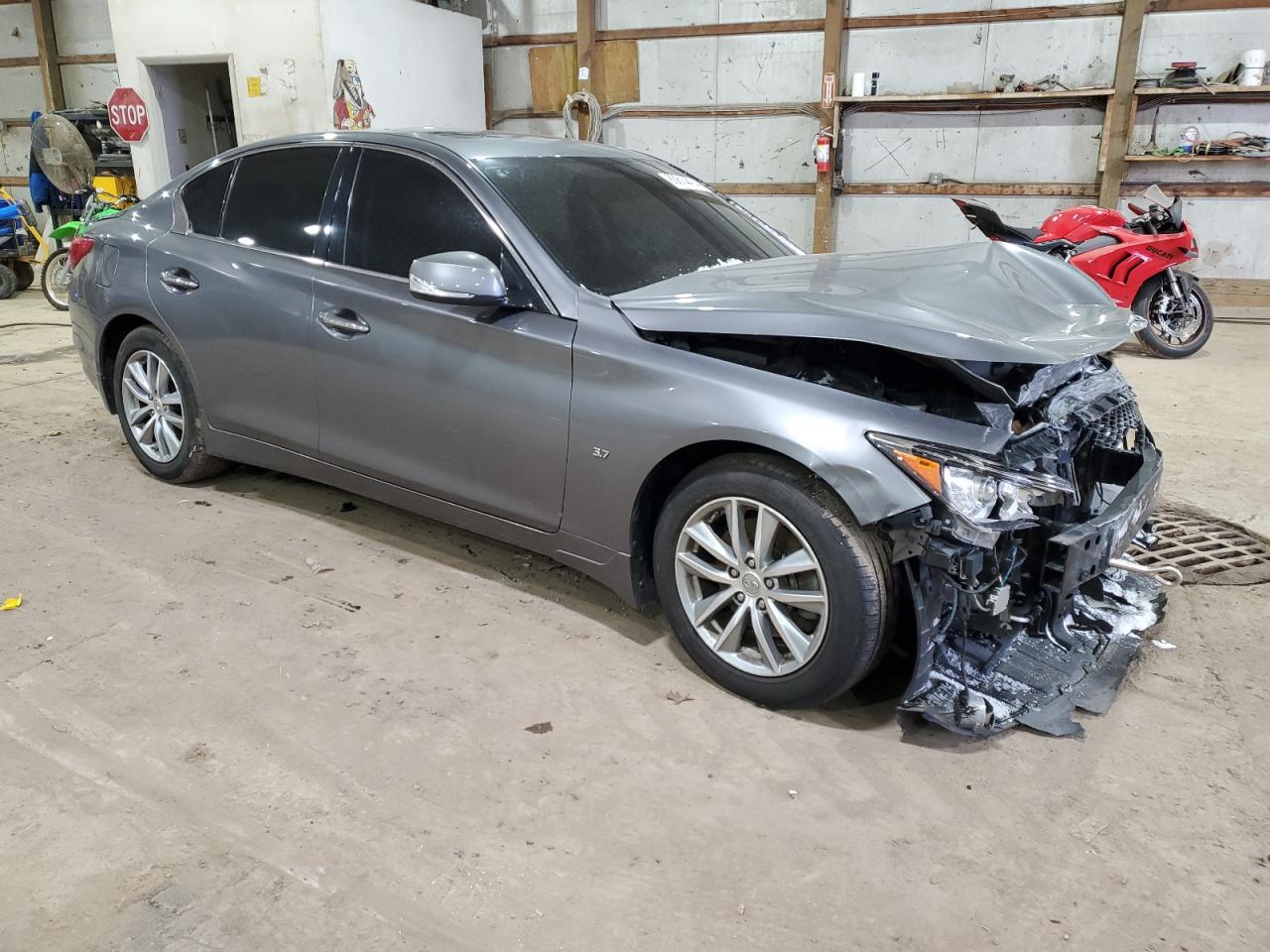 2015 Infiniti Q50 - Image 4