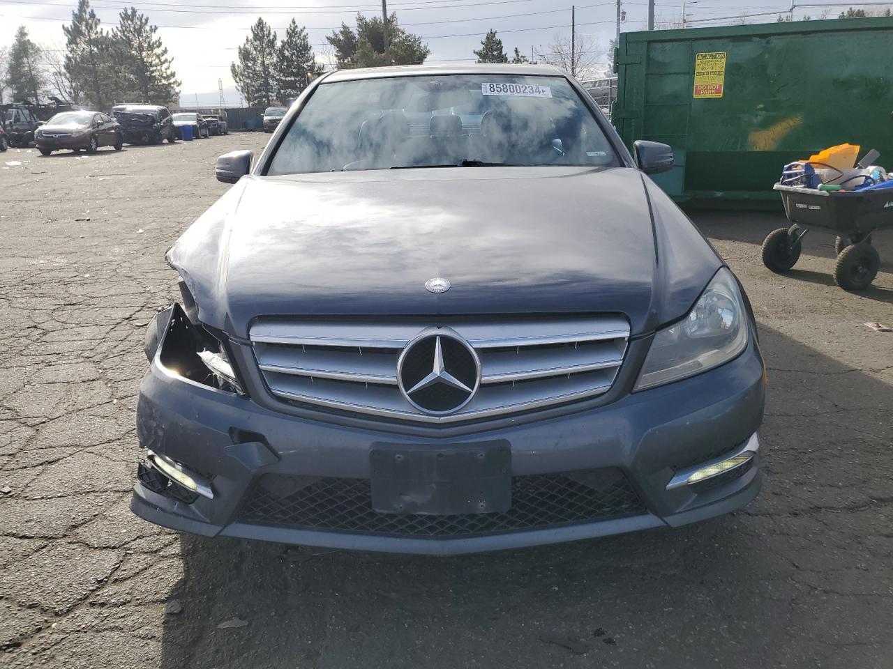 VIN WDDGF8AB9DA839985 2013 MERCEDES-BENZ C-CLASS no.5