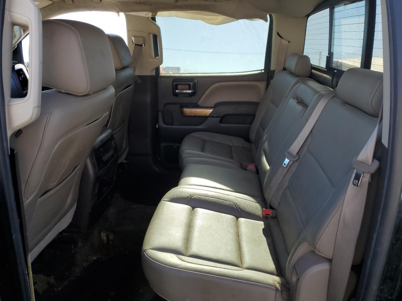 2014 Chevrolet Silverado - Image 10