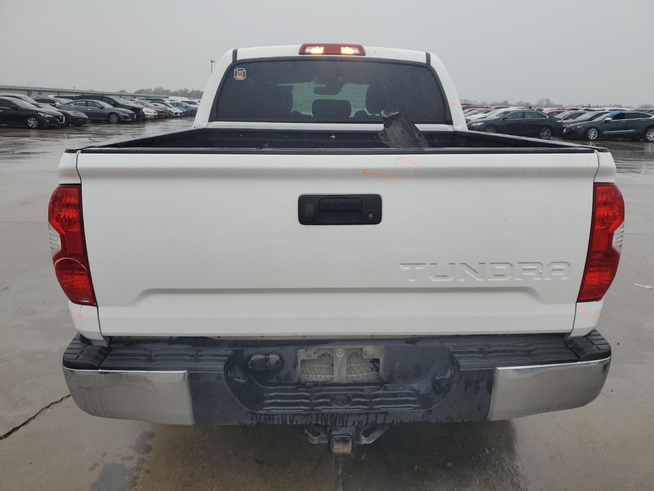 2018 Toyota Tundra - Image 6