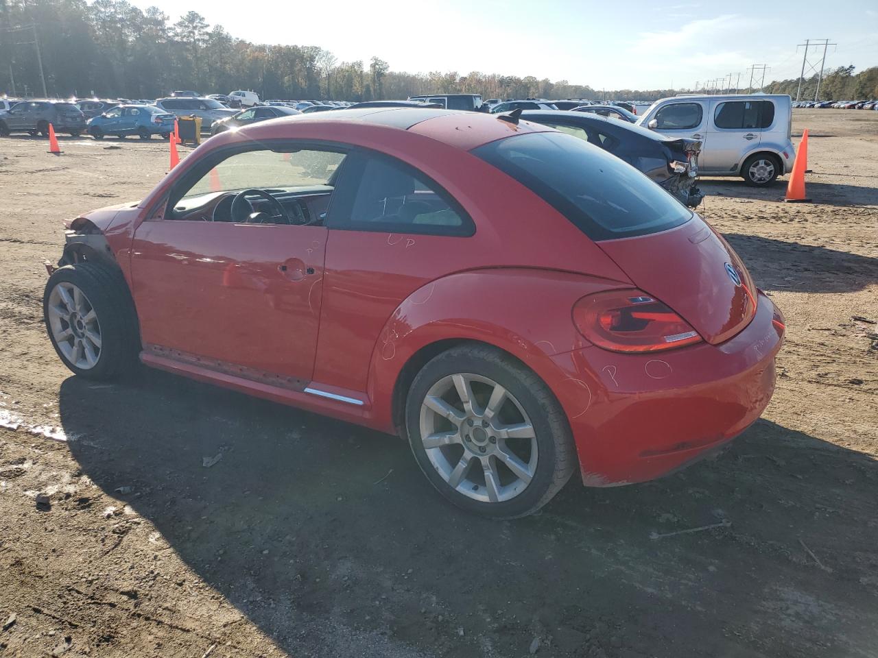 2012 Volkswagen Beetle - Image 2