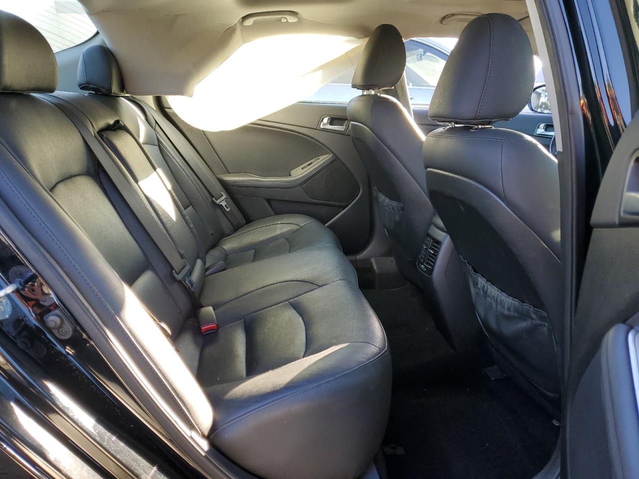 2015 Kia Optima - Image 10