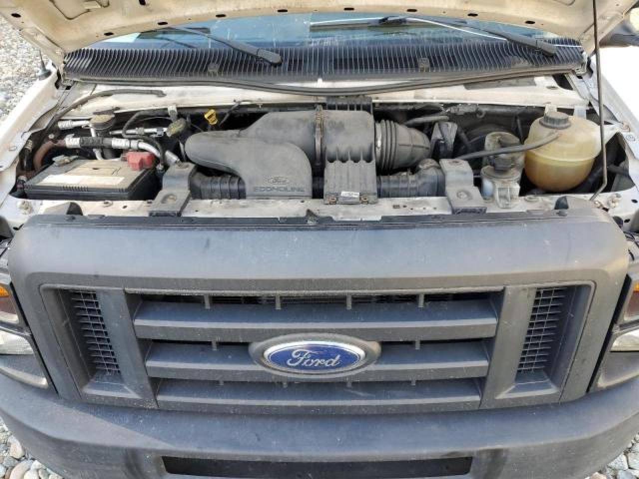 2013 Ford Econoline - Image 12