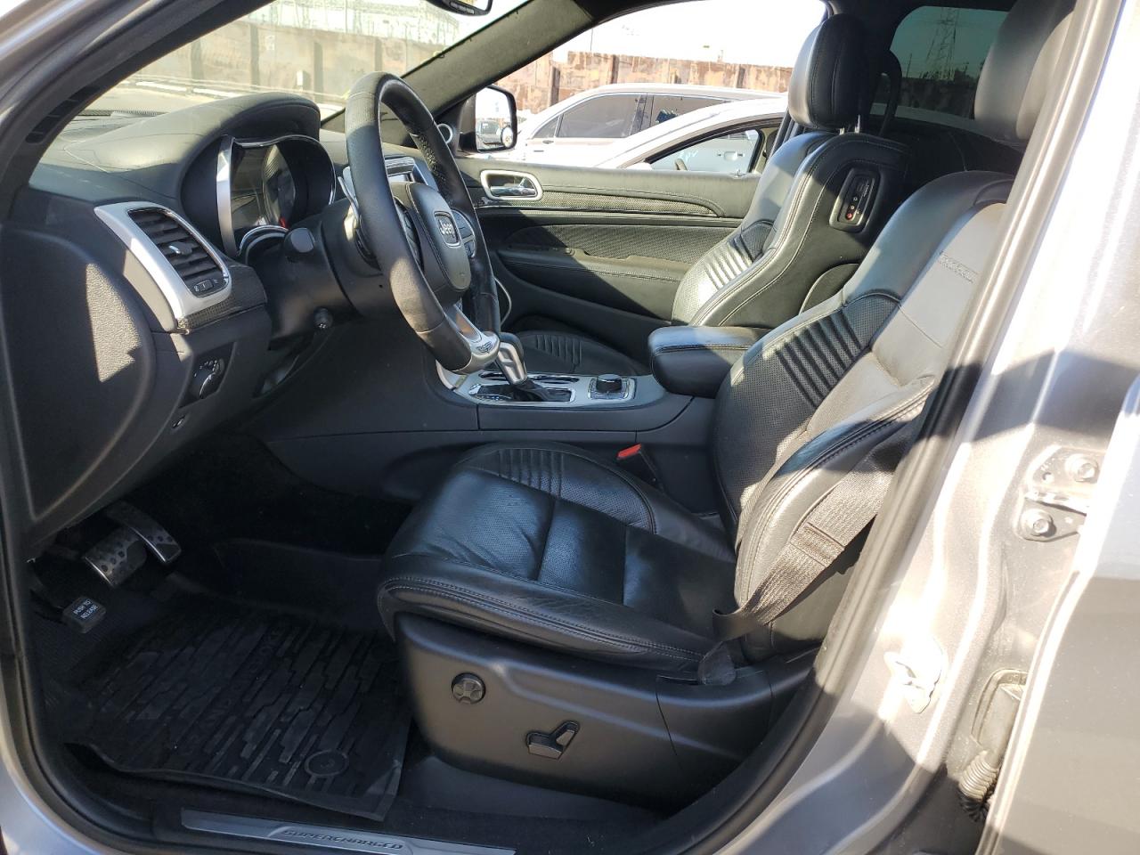 2018 Jeep Grand Cherokee - Image 7