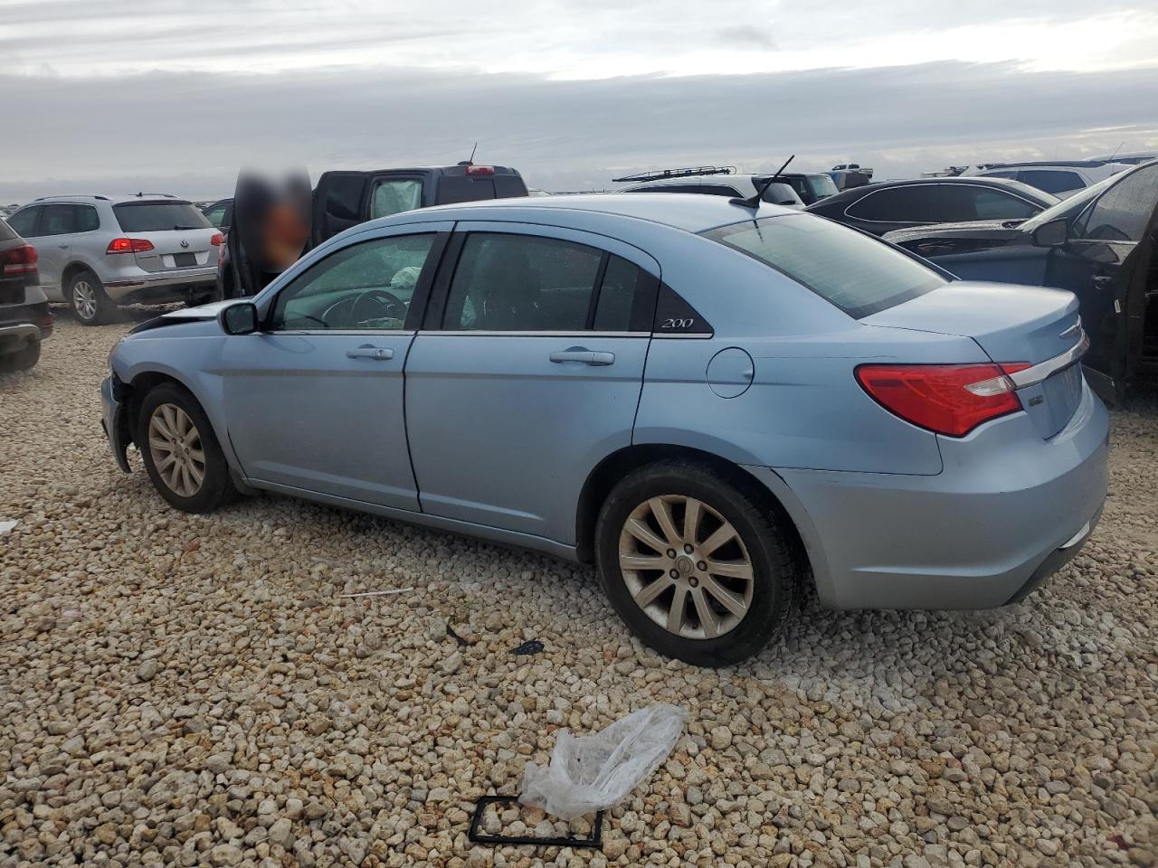 VIN 1C3CCBBG2EN105776 2014 CHRYSLER 200 no.2