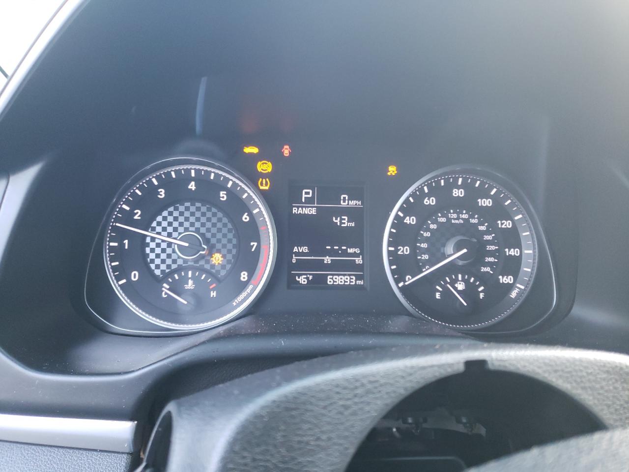2019 Hyundai Elantra - Image 9