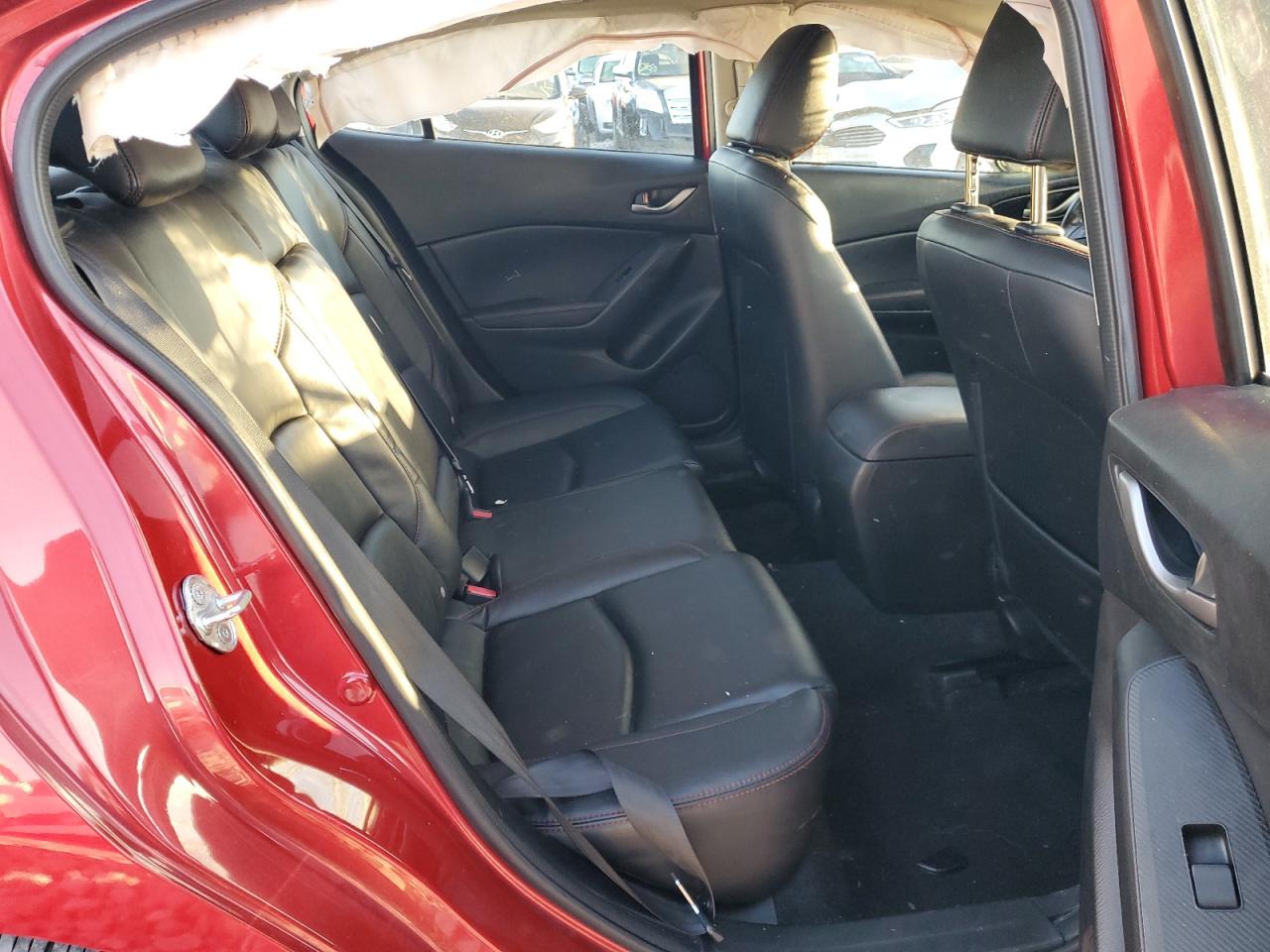 2014 Mazda 3 - Image 10