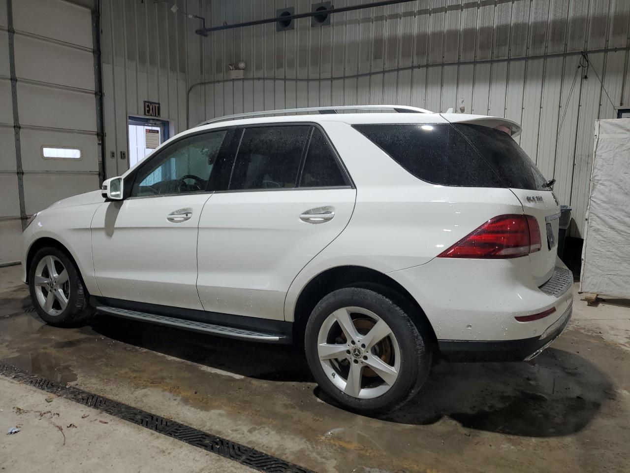 VIN 4JGDA5HB7JB025478 2018 MERCEDES-BENZ GLE-CLASS no.2