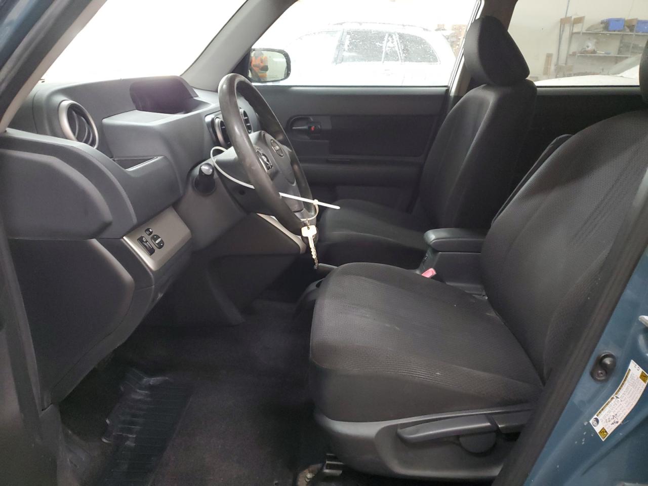2010 Scion xB - Image 7