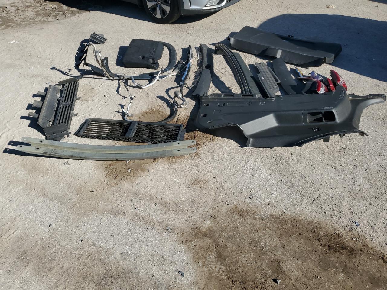 2018 Chevrolet Traverse Lt VIN: 1GNERGKW1JJ219770 Lot: 82796134