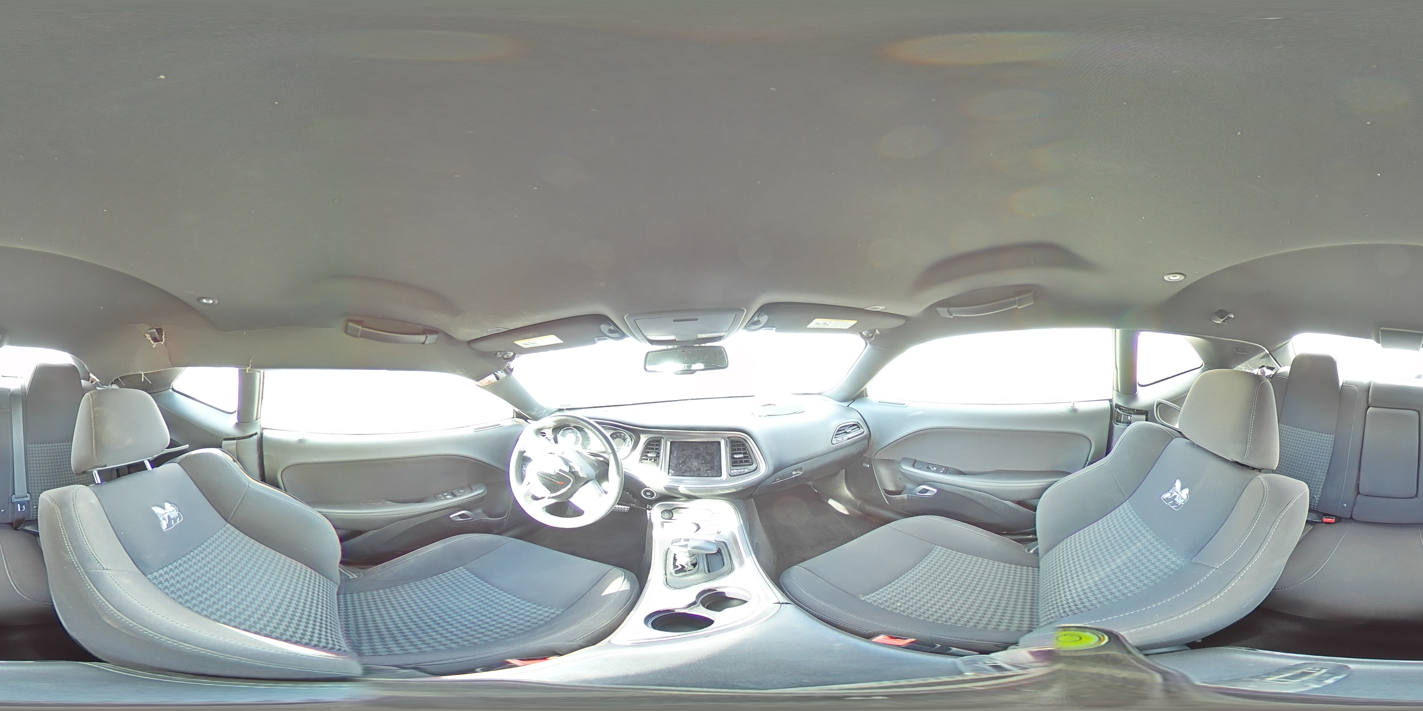 2017 Dodge Challenger - Image 15