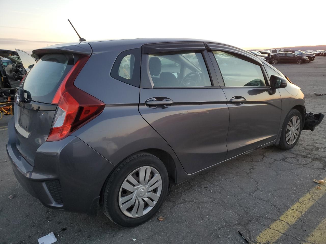 VIN 3HGGK5H58FM736875 2015 HONDA FIT no.3