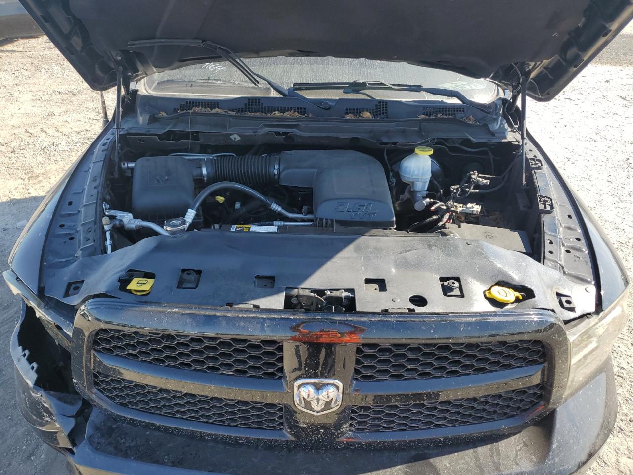 2018 Ram 1500 St VIN: 1C6RR7FG7JS332105 Lot: 83868994