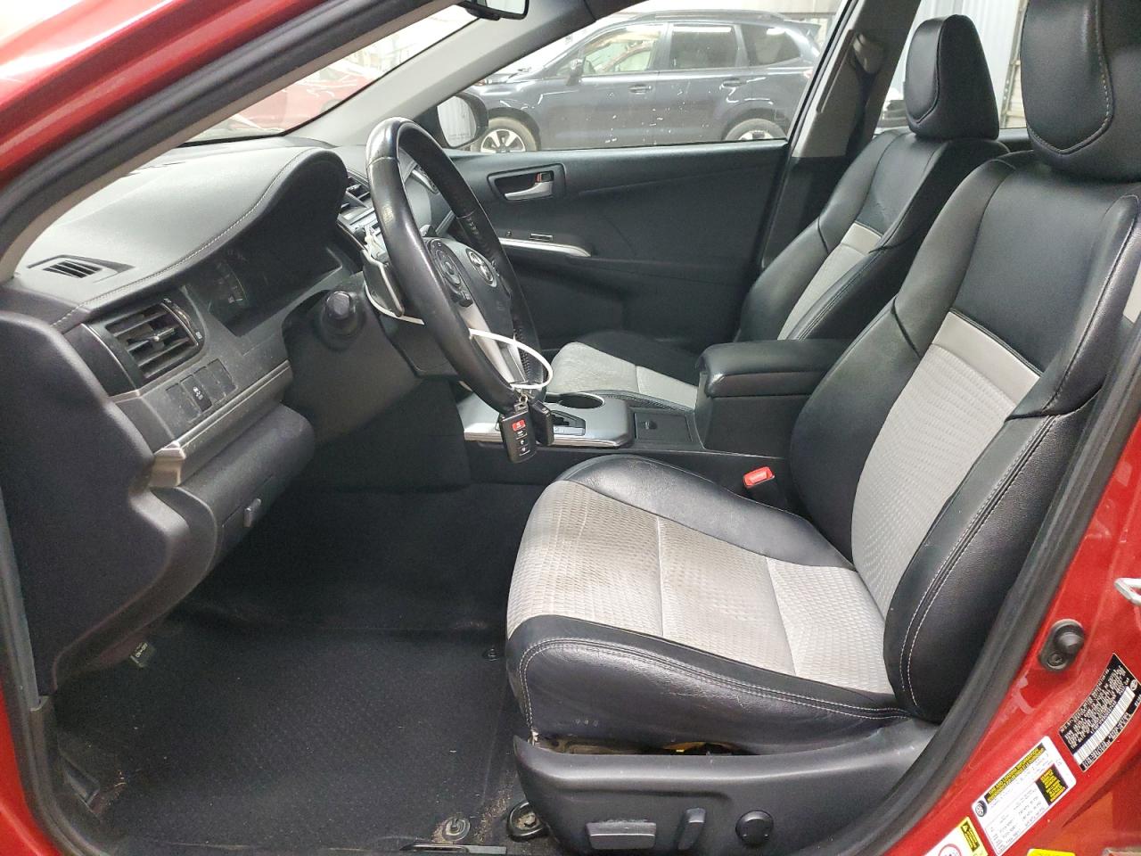 2012 Toyota Camry - Image 7