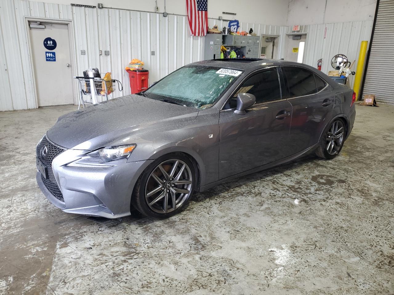 2014 Lexus IS - Image 1