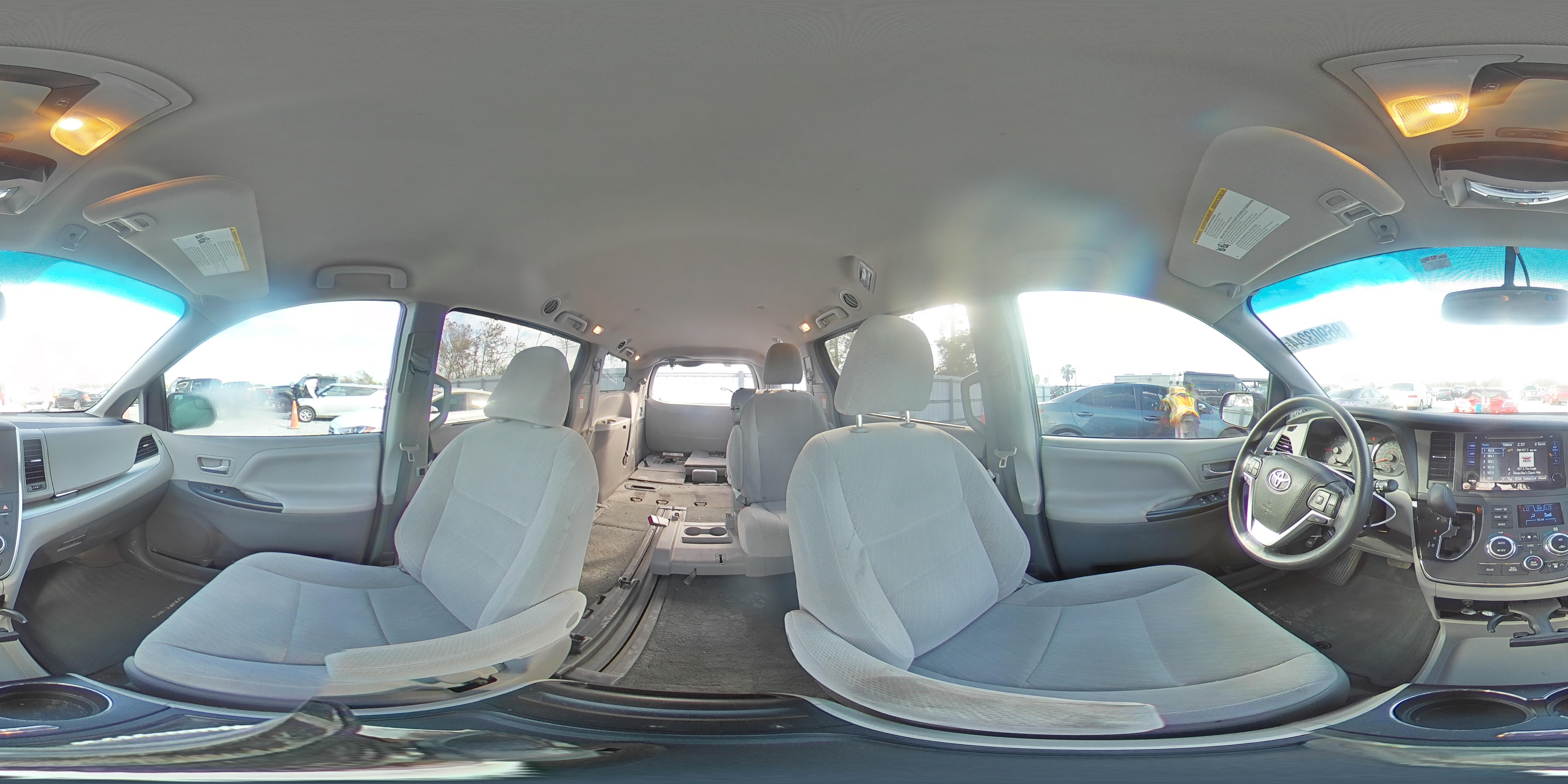 2017 Toyota Sienna Le VIN: 5TDKZ3DC0HS880856 Lot: 86903244