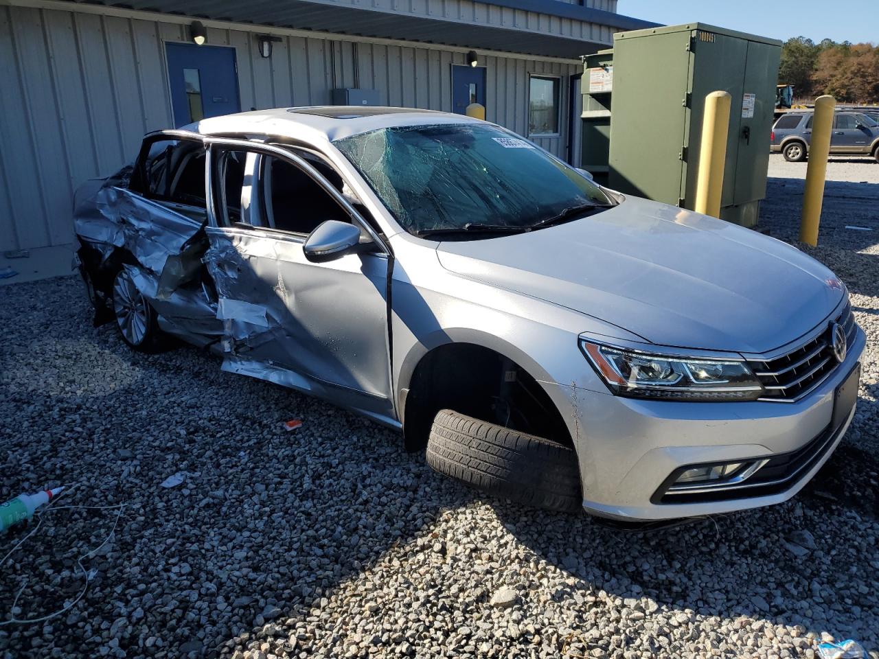 2016 Volkswagen Passat - Image 4