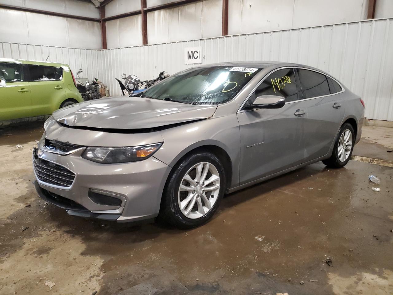 VIN 1G1ZE5ST0HF268755 2017 CHEVROLET MALIBU no.1