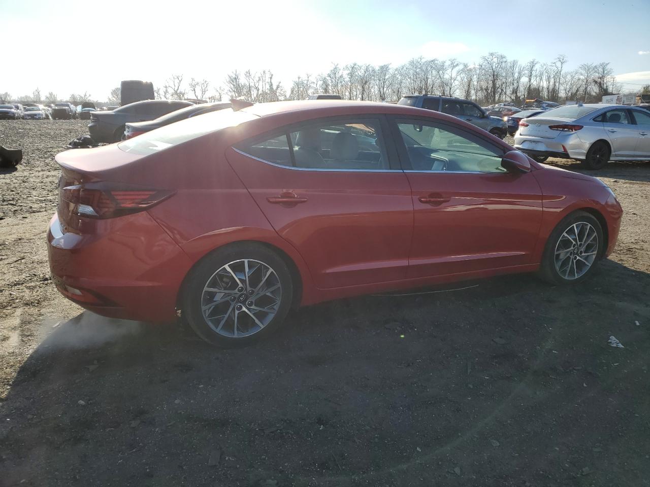 2020 Hyundai Elantra - Image 3