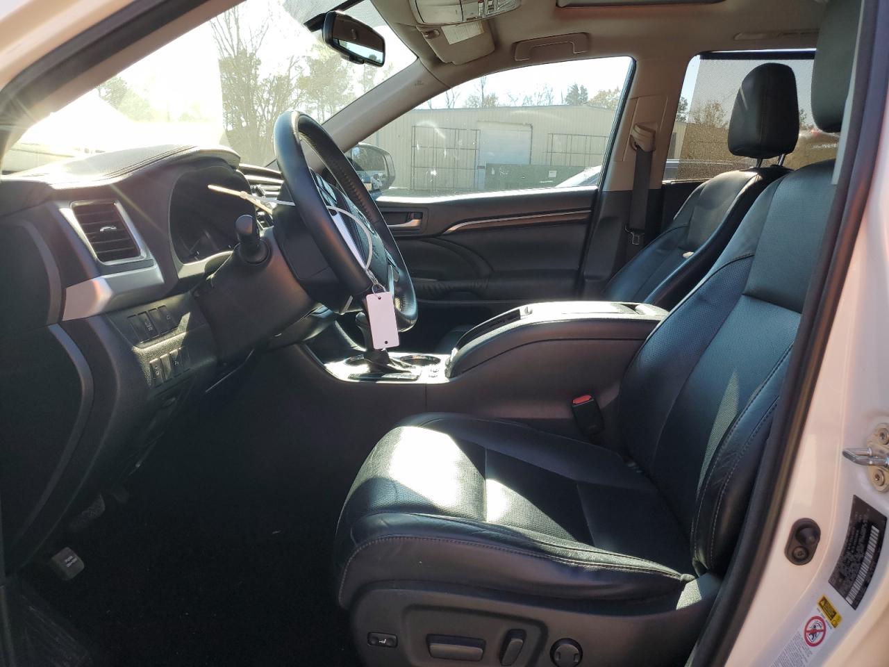2014 Toyota Highlander - Image 7