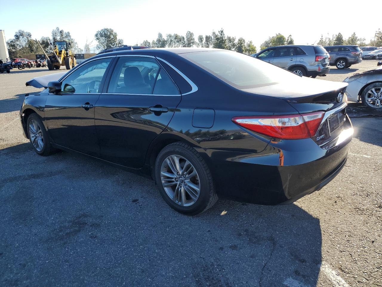 VIN 4T1BF1FK1GU214130 2016 TOYOTA CAMRY no.2