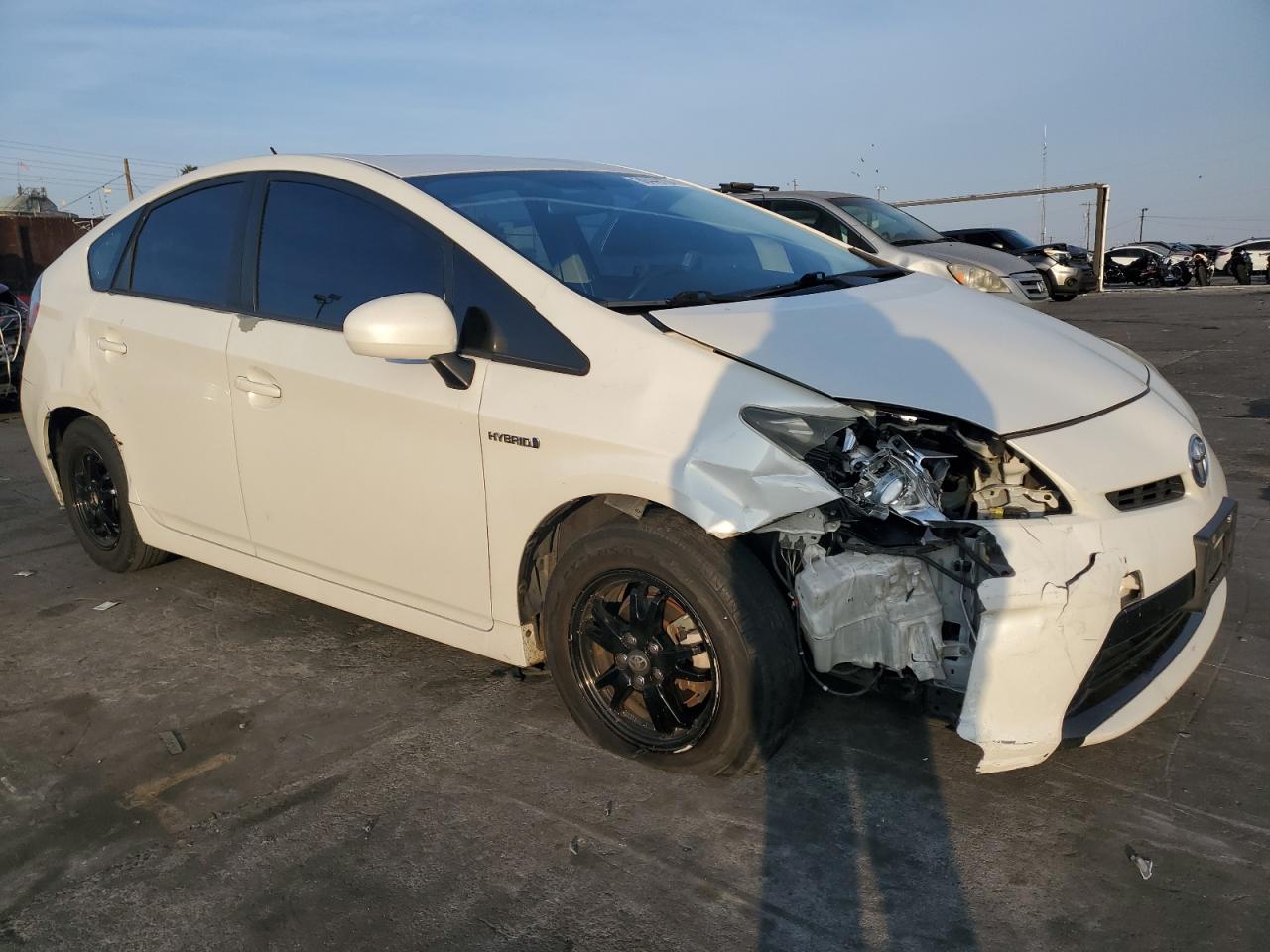 VIN JTDKN3DU1E1749870 2014 TOYOTA PRIUS no.4