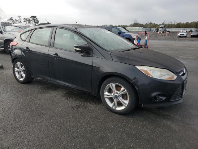 Hatchbacks FORD FOCUS 2014 Black