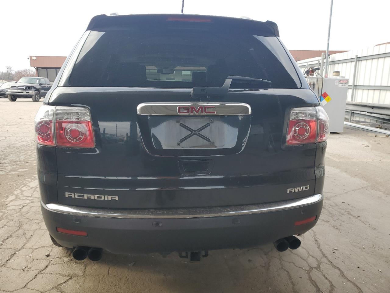 2011 GMC Acadia - Image 6
