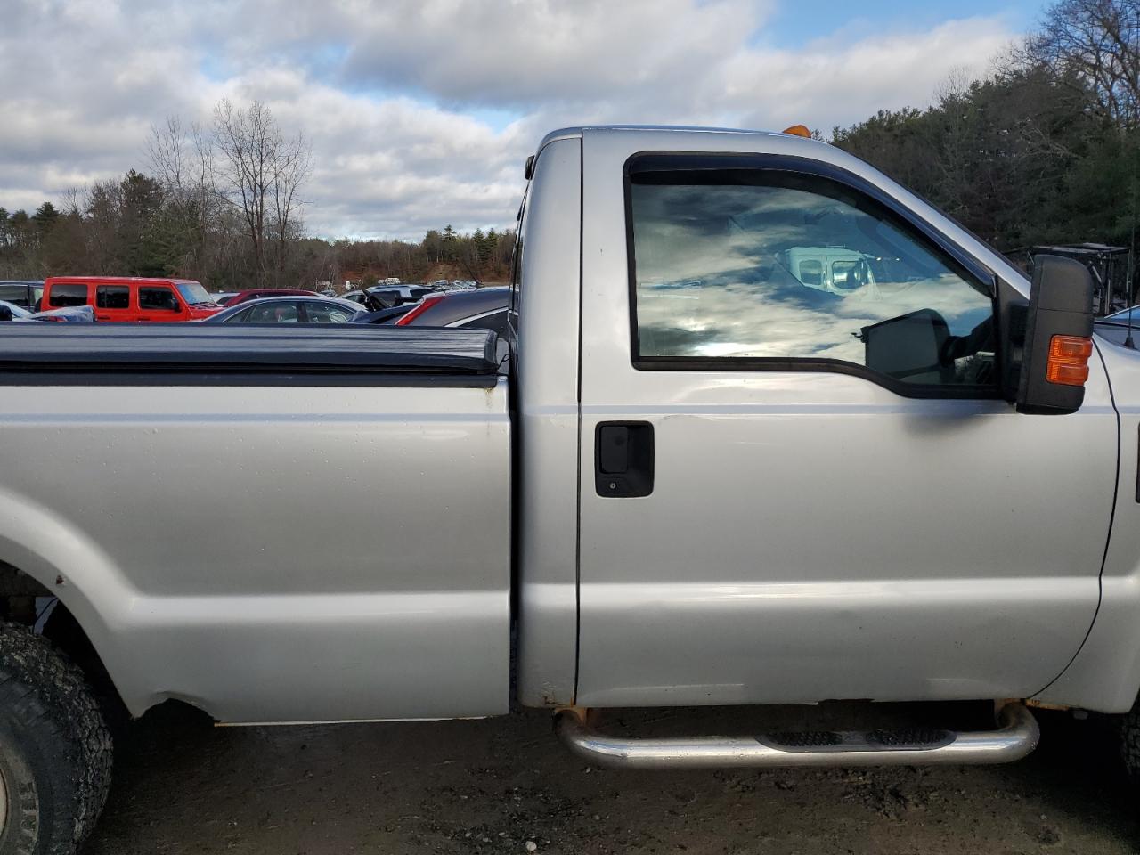 2008 Ford F250 Super Duty VIN: 1FTNF21558EE08017 Lot: 84719194