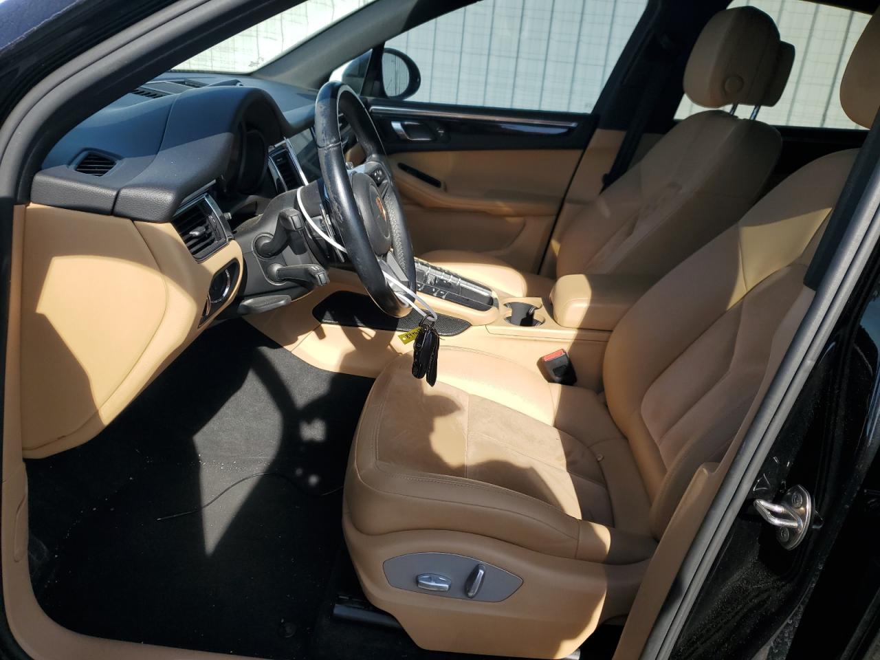 2017 Porsche Macan VIN: WP1AA2A5XHLB00042 Lot: 84766374