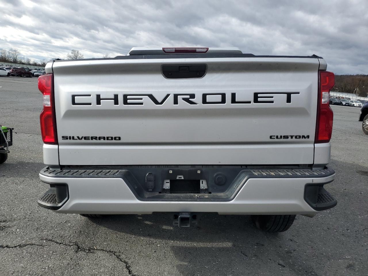 2020 Chevrolet Silverado - Image 6