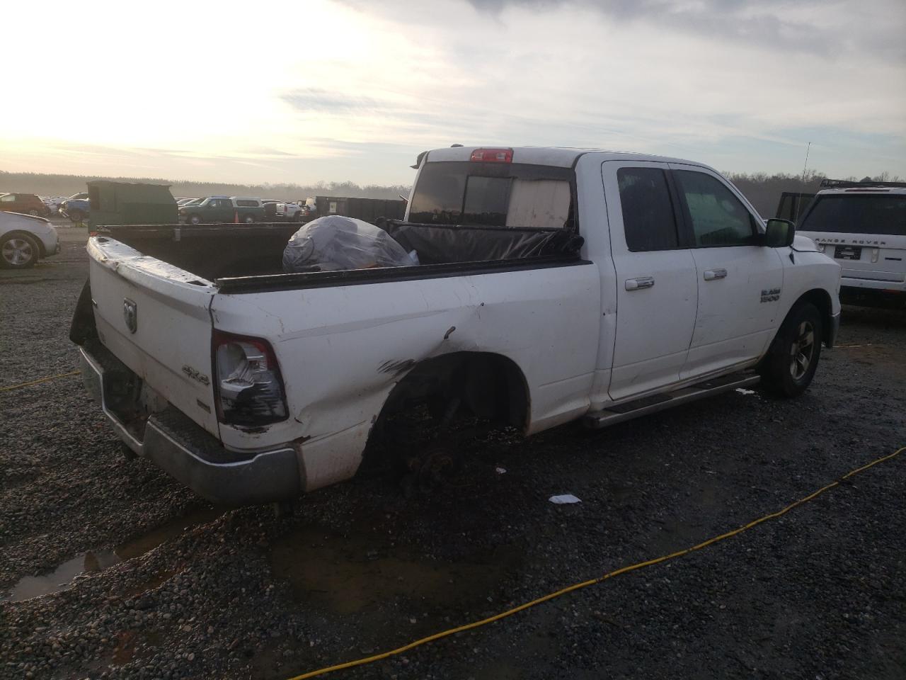 2017 RAM 1500 - Image 3