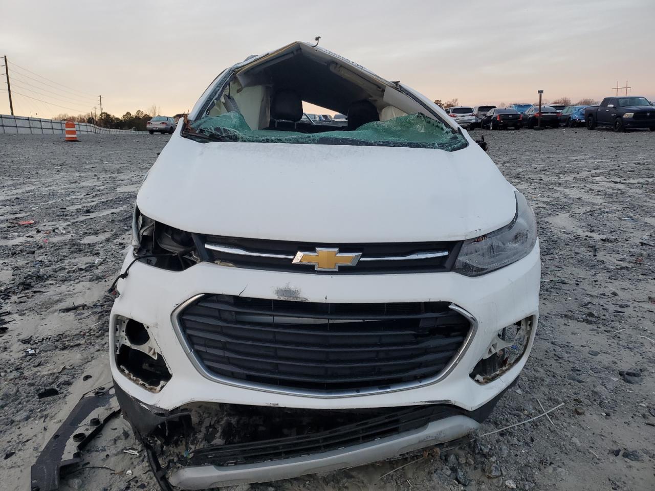 2017 Chevrolet Trax - Image 5