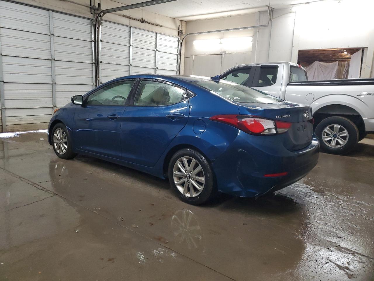 2014 Hyundai Elantra - Image 2