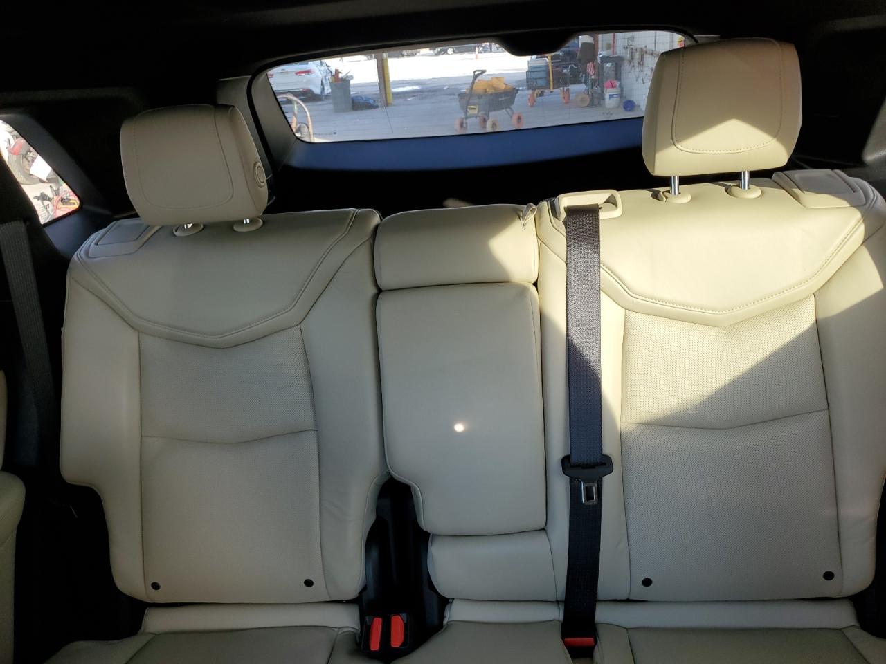 2017 Cadillac XT5 - Image 10