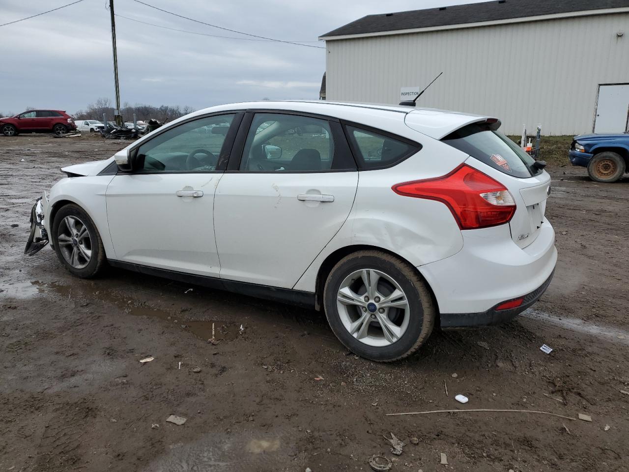 VIN 1FADP3K29EL186677 2014 FORD FOCUS no.2