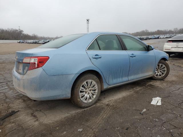 Sedans TOYOTA CAMRY 2014 Granatowy