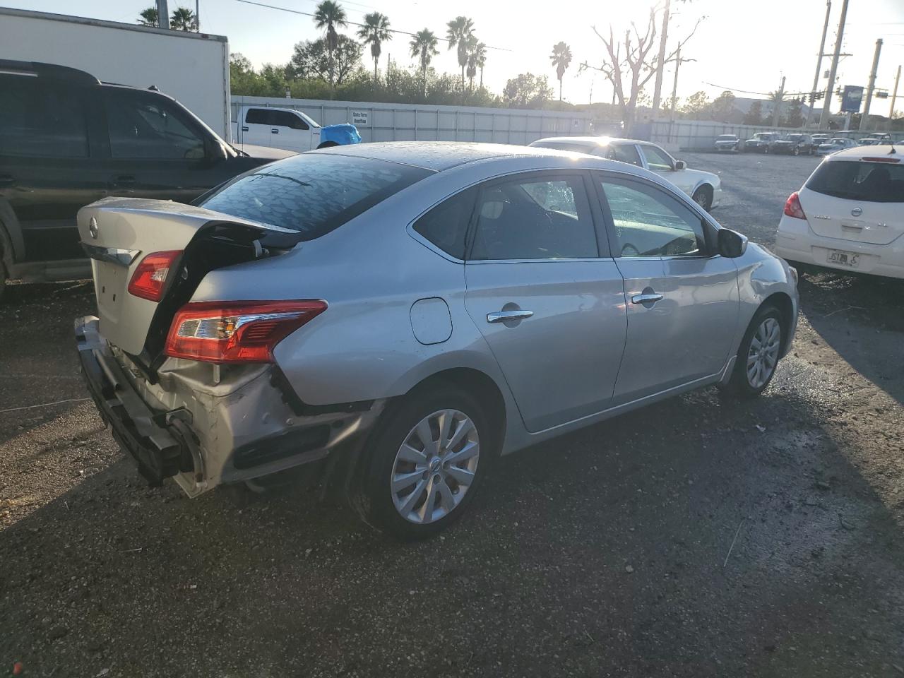 VIN 3N1AB7AP6HY242234 2017 NISSAN SENTRA no.3