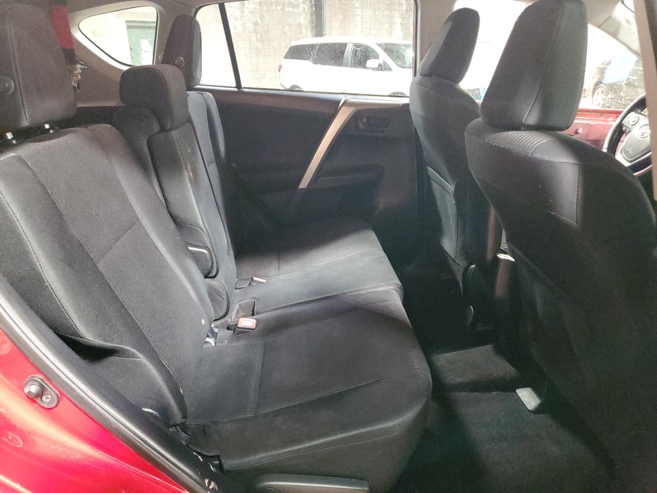2014 Toyota RAV 4 - Image 11