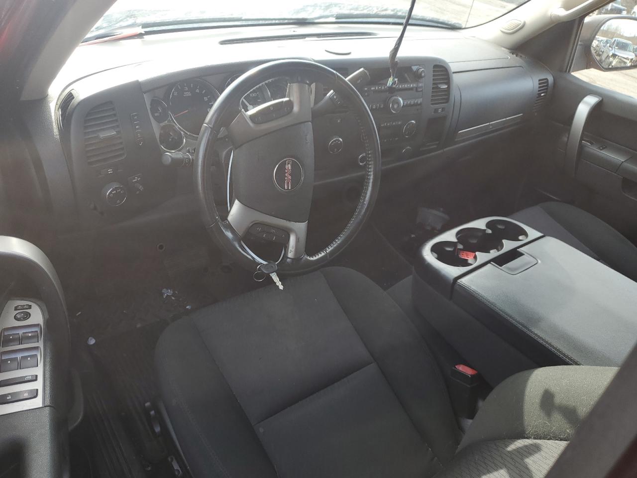 2012 GMC Sierra - Image 8