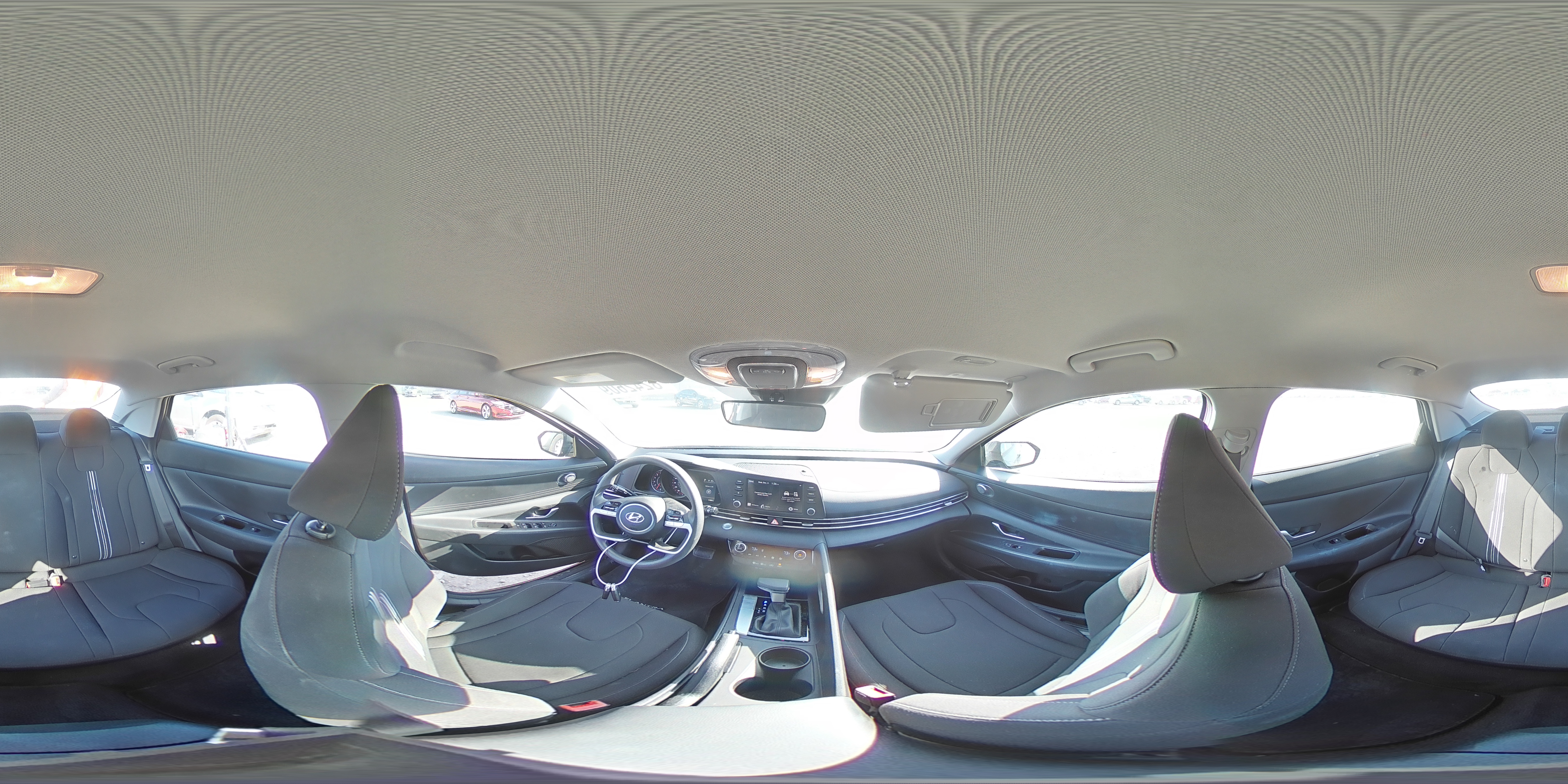 2023 Hyundai Elantra - Image 12