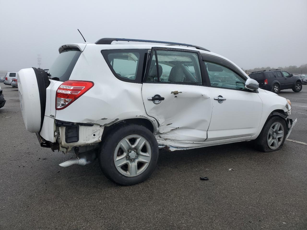 2010 Toyota RAV 4 - Image 3