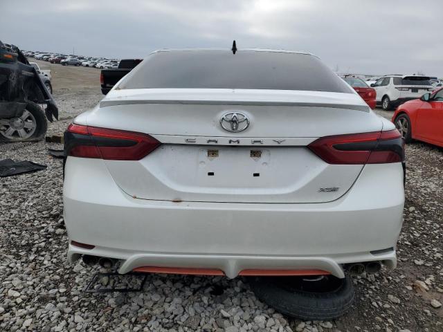  TOYOTA CAMRY 2020 Білий