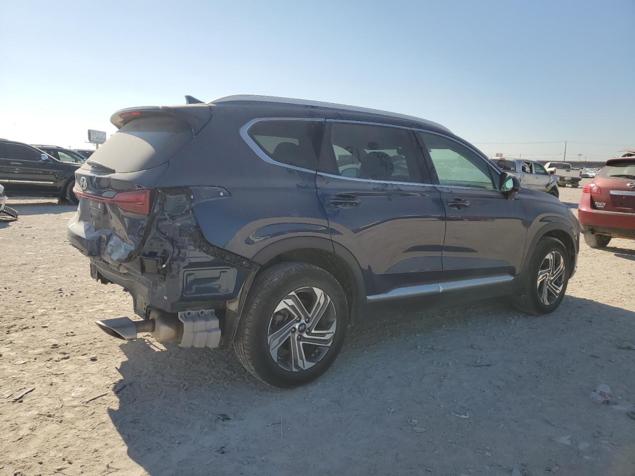 2022 Hyundai Santa Fe - Image 3